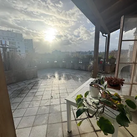 Moon Flat * טיראנה