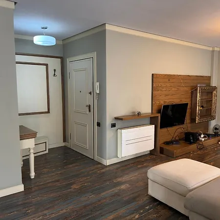 דירה Moon Flat טיראנה