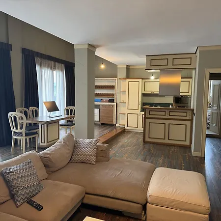 Moon Flat דירה טיראנה