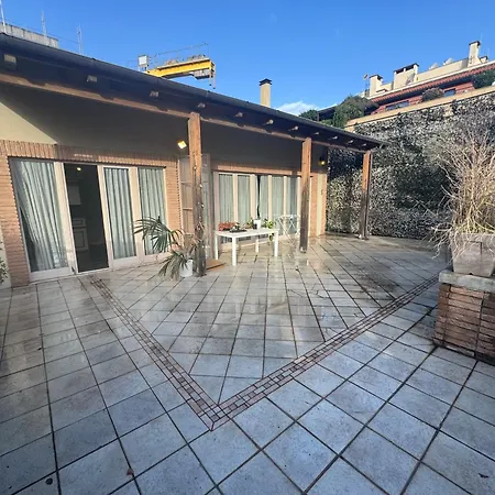 Moon Flat דירה טיראנה