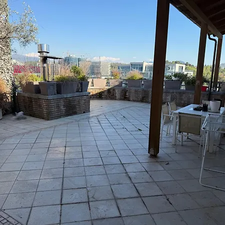 Moon Flat * טיראנה