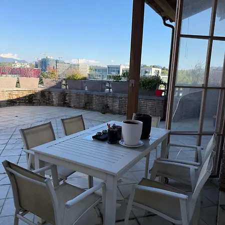 Moon Flat דירה טיראנה