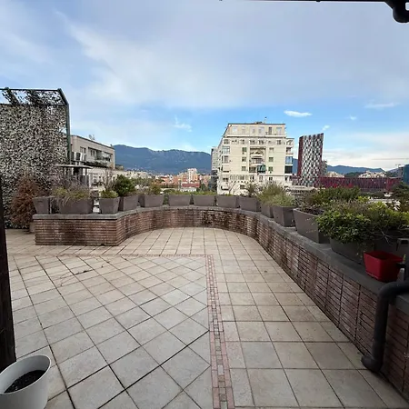 Golden Attico Blloku Apartament Tirana