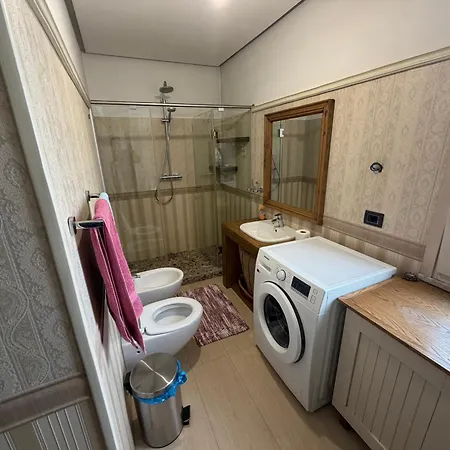 Golden Attico Blloku Apartament