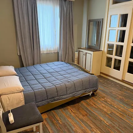 Apartament Golden Attico Blloku *