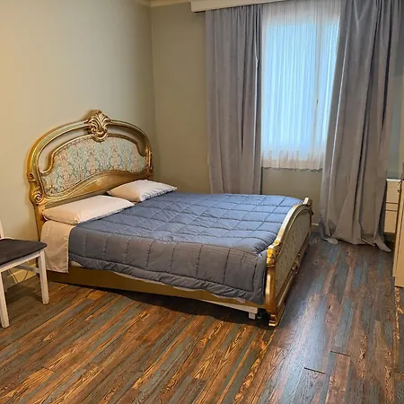 Apartament Golden Attico Blloku Tirana