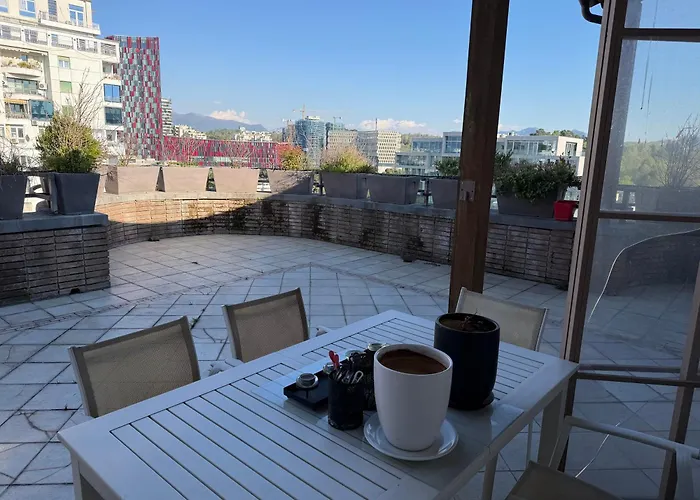 Moon Flat Appartamento Tirana