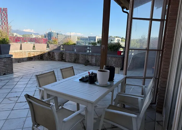 Moon Flat דירה טיראנה